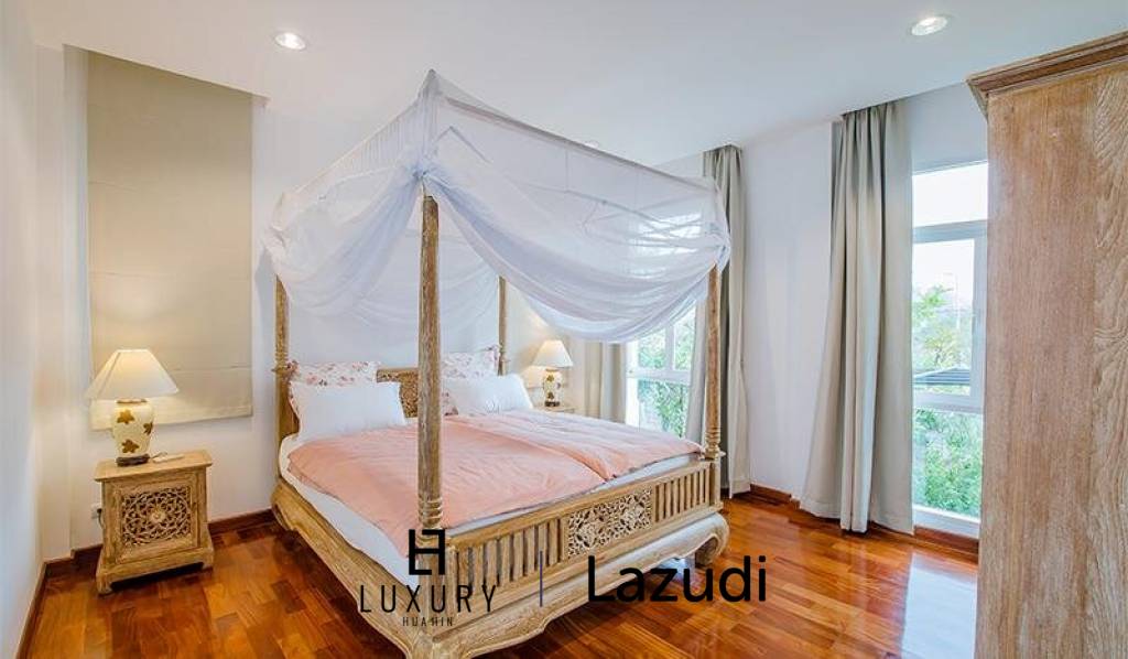 Large Pool Villa For Sale at Baan Silasa in Hua Hin