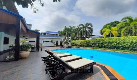 5 Bedroom Pool Villa in Central Hua Hin