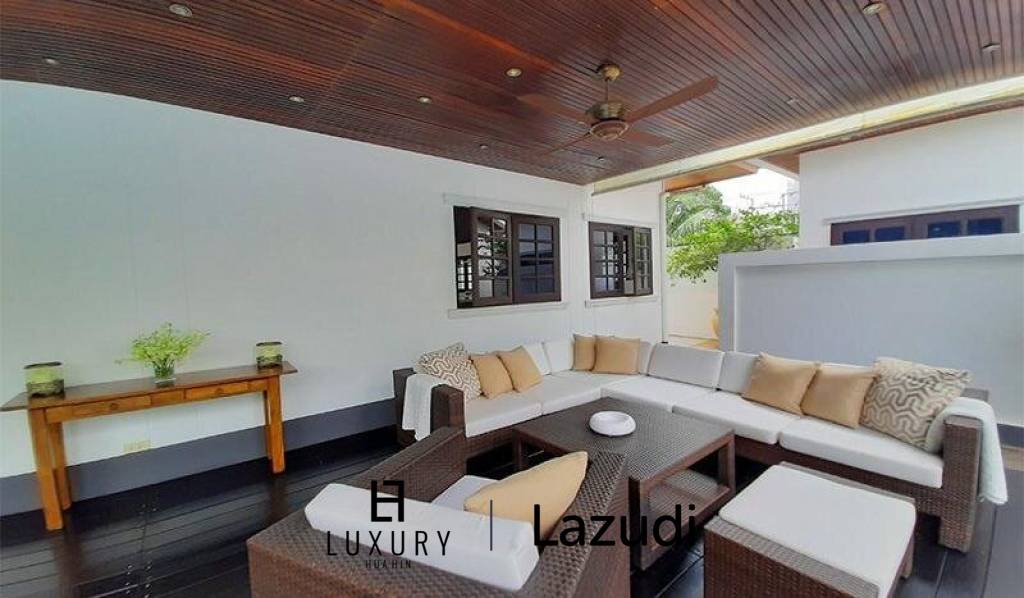 5 Bedroom Pool Villa in Central Hua Hin