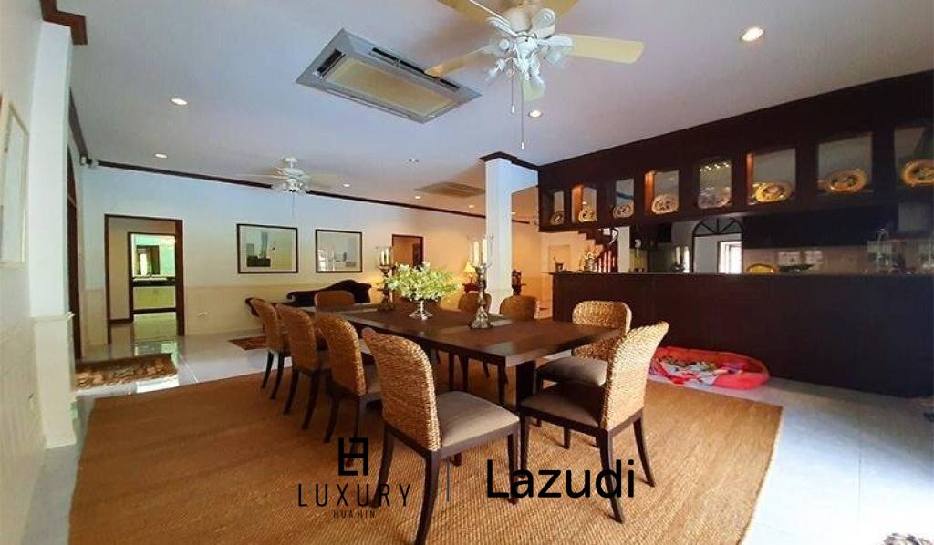 5 Bedroom Pool Villa in Central Hua Hin
