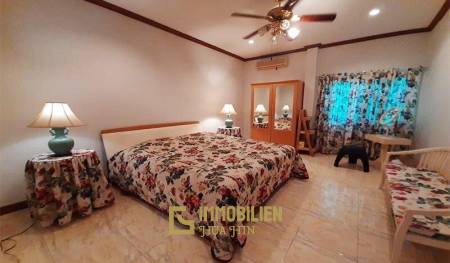 5 Schlafzimmer Pool Villa im Zentrum von Hua Hin