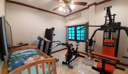 5 Bedroom Pool Villa in Central Hua Hin