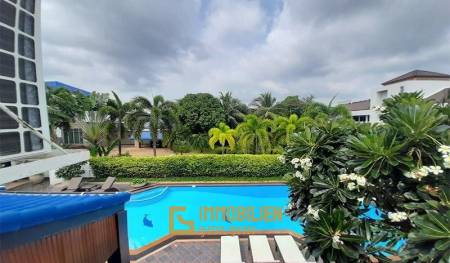 5 Schlafzimmer Pool Villa im Zentrum von Hua Hin