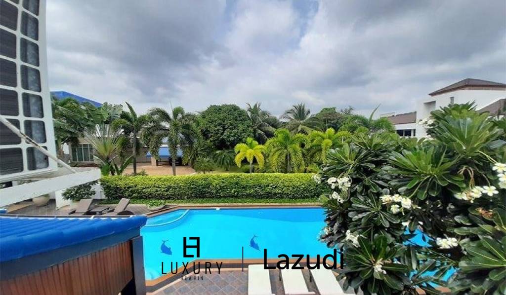 5 Bedroom Pool Villa in Central Hua Hin