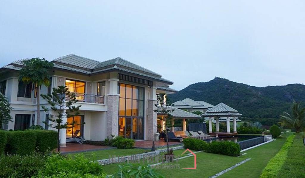 Beautiful Mansion for Sale on the Prestigious Black Mountain Golf Course