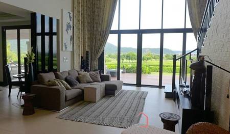 Beautiful Mansion for Sale on the Prestigious Black Mountain Golf Course