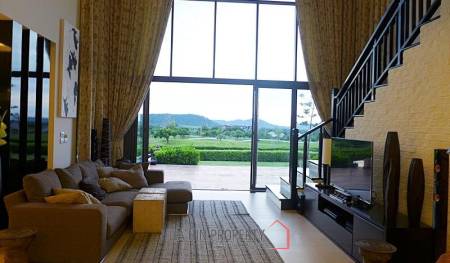 Beautiful Mansion for Sale on the Prestigious Black Mountain Golf Course