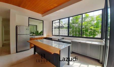 Villa for Sale near Bluport Shopping Mall