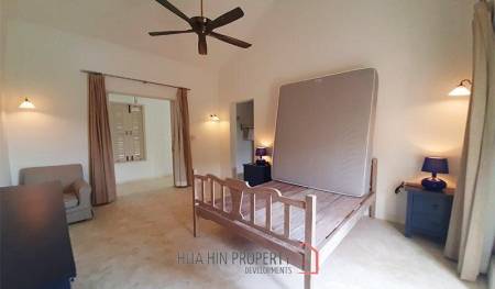 Villa for Sale near Bluport Shopping Mall