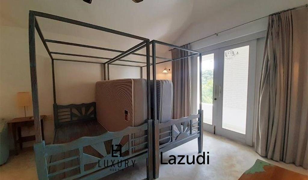 Villa for Sale near Bluport Shopping Mall