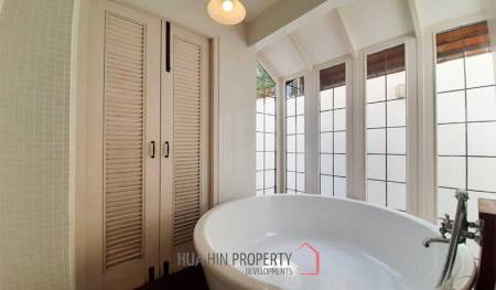 Villa for Sale near Bluport Shopping Mall