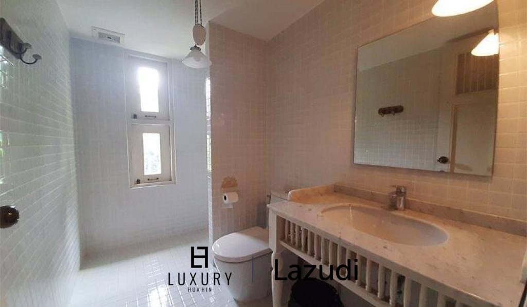 Villa for Sale near Bluport Shopping Mall