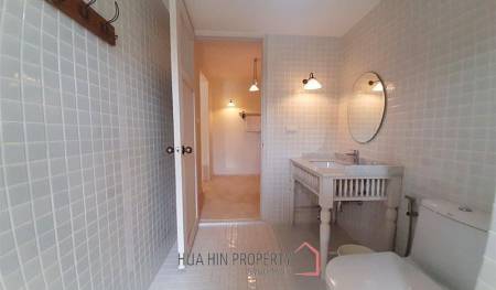 Villa for Sale near Bluport Shopping Mall