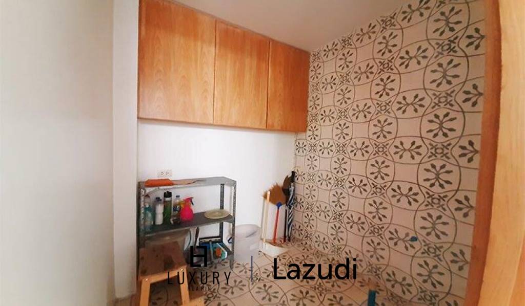 Villa for Sale near Bluport Shopping Mall