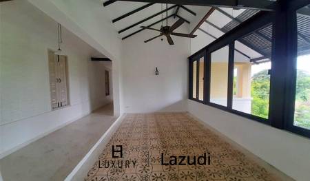 Villa for Sale near Bluport Shopping Mall