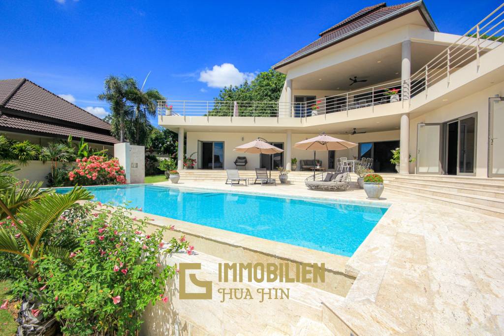Einstöckiges Haus mit 5 Schlafzimmern im Zentrum von Hua Hin