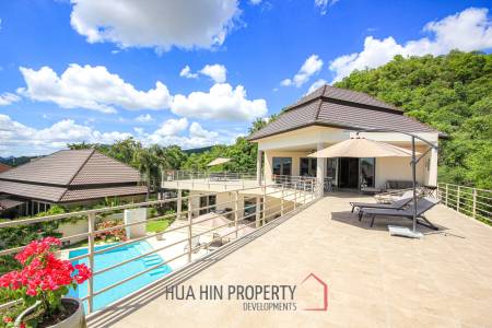 5 Bed, 2 Storey House in Central Hua Hin