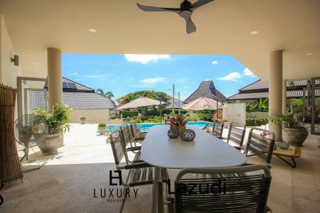 Дом 738 кв.м. 5 Кровать 