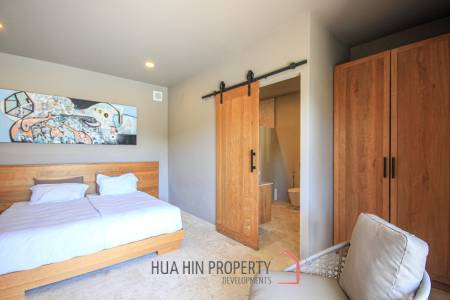5 Bed, 2 Storey House in Central Hua Hin