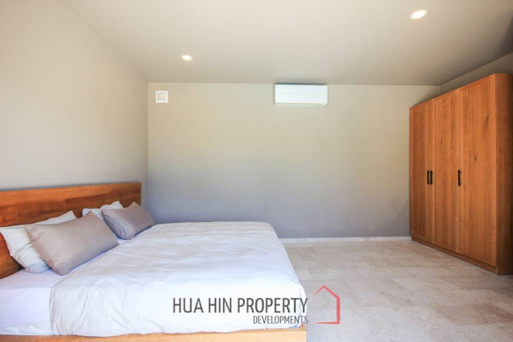 5 Bed, 2 Storey House in Central Hua Hin