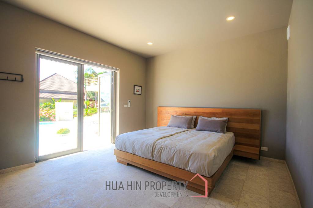 5 Bed, 2 Storey House in Central Hua Hin