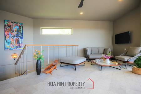 5 Bed, 2 Storey House in Central Hua Hin