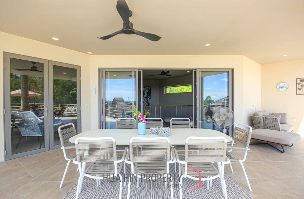 5 Bed, 2 Storey House in Central Hua Hin