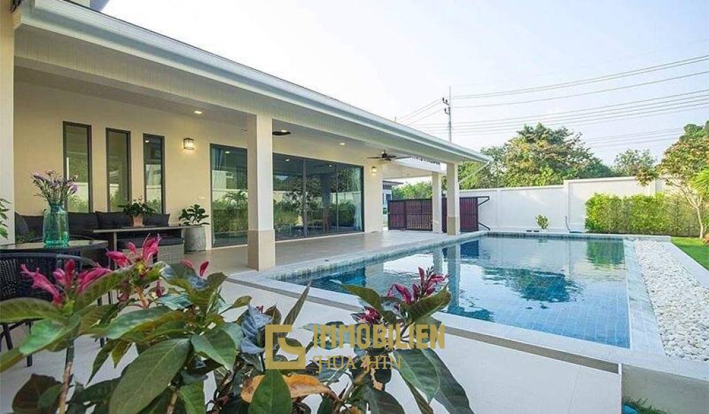Außergewöhnliche Pool Villa mit 3 Schlafzimmern und 3 Bädern