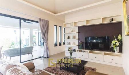 Außergewöhnliche Pool Villa mit 3 Schlafzimmern und 3 Bädern