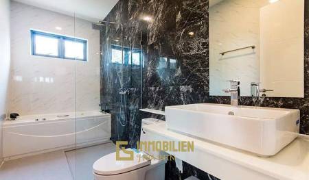 Außergewöhnliche Pool Villa mit 3 Schlafzimmern und 3 Bädern