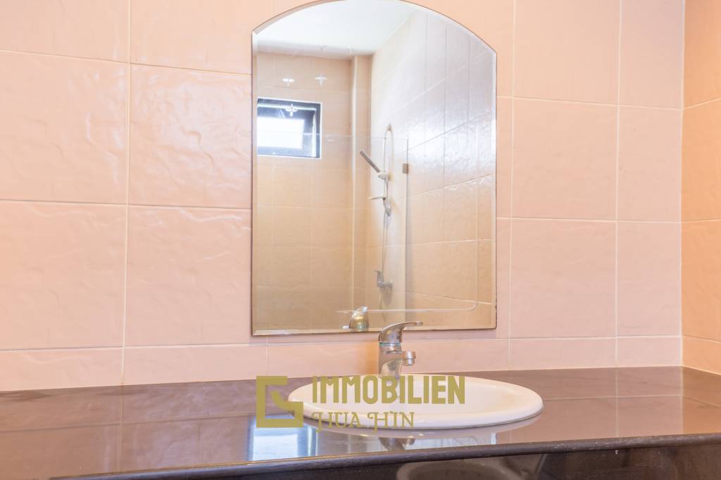 Orchid Paradise Homes: 4 Schlafzimmer Pool Villa mit  2 Bädern