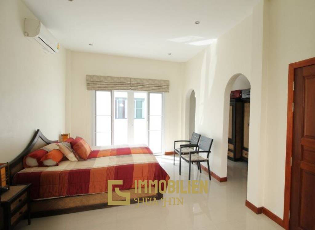 Orchid Paradise Homes: 3 Schlafzimmer Pool Villa