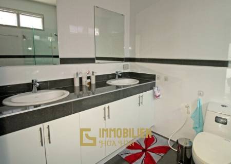 Orchid Paradise Homes: 3 Schlafzimmer Pool Villa