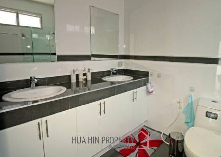 3 Bed, 2 Bathroom Pool Villa on established development