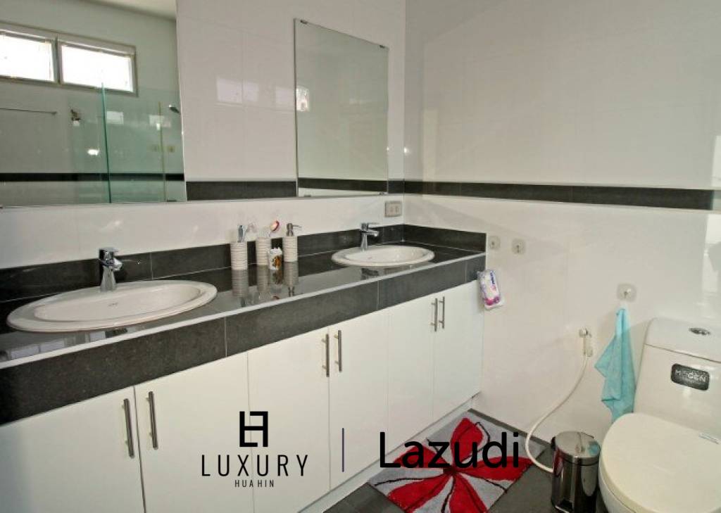 360 metro cuadrado 3 ` Casa de Venta