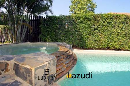 360 metro cuadrado 3 ` Casa de Venta