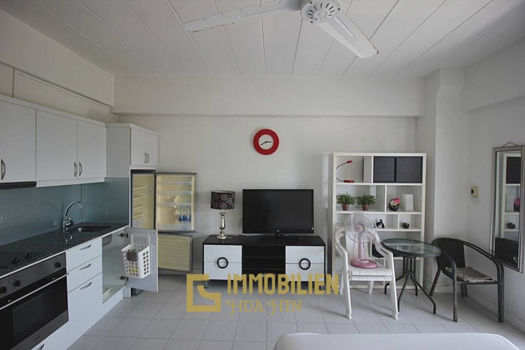 Blue Wave Condominium: Studio-Eigentumswohnung im 10. Stock - in Khao Takiap