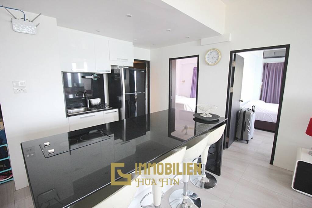 Blue Wave Condominium: Absolut strandnahe 2 Schlafzimmer-Eigentumswohnung in Khao Takiap