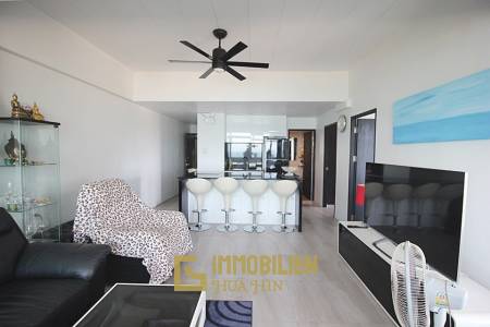 Blue Wave Condominium: Absolut strandnahe 2 Schlafzimmer-Eigentumswohnung in Khao Takiap