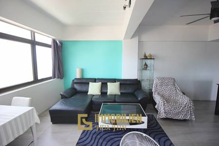 Blue Wave Condominium: Absolut strandnahe 2 Schlafzimmer-Eigentumswohnung in Khao Takiap