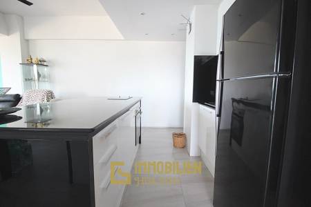 Blue Wave Condominium: Absolut strandnahe 2 Schlafzimmer-Eigentumswohnung in Khao Takiap