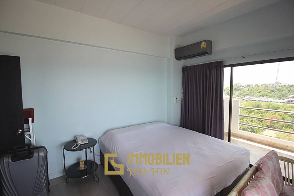 Blue Wave Condominium: Absolut strandnahe 2 Schlafzimmer-Eigentumswohnung in Khao Takiap