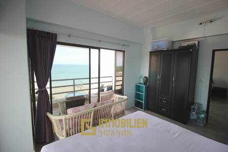 Blue Wave Condominium: Absolut strandnahe 2 Schlafzimmer-Eigentumswohnung in Khao Takiap