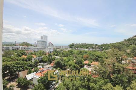 Blue Wave Condominium: Absolut strandnahe 2 Schlafzimmer-Eigentumswohnung in Khao Takiap