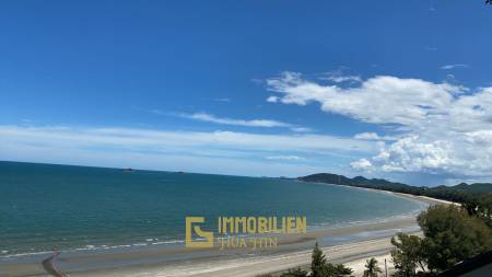 Blue Wave Condominium: Absolut strandnahe 2 Schlafzimmer-Eigentumswohnung in Khao Takiap