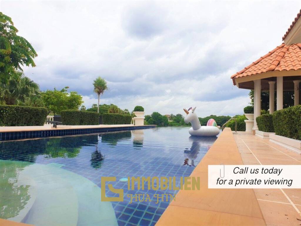 Luxury Mansion in Palm Hills Hua Hin Golf Course for SALE