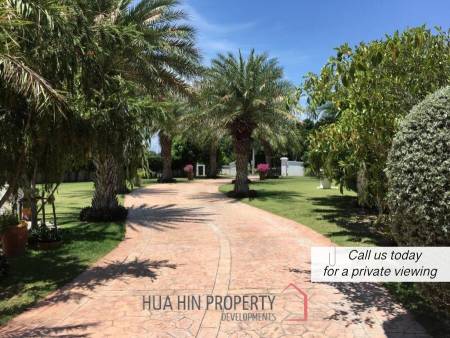 Luxury Mansion in Palm Hills Hua Hin Golf Course for SALE