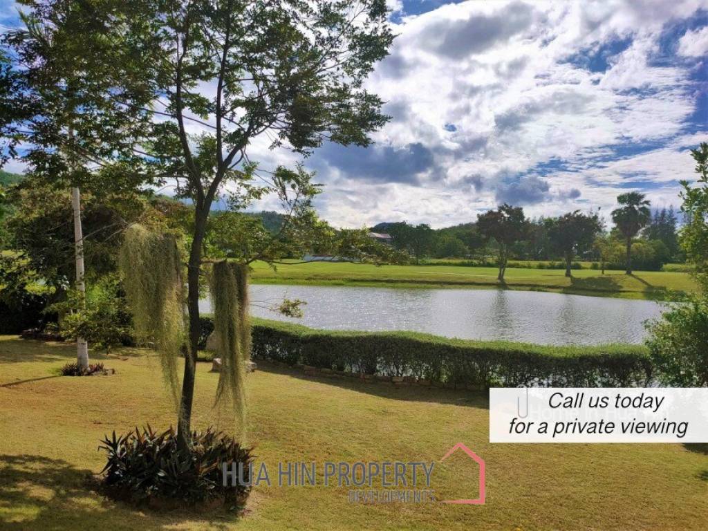 Luxury Mansion in Palm Hills Hua Hin Golf Course for SALE