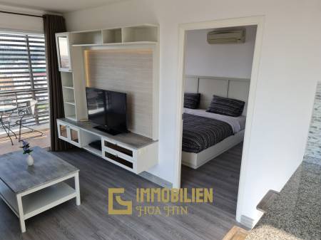 Tira Tiraa: möblierte 1 Schlafzimmer-Eigentumswohnung im obersten Stockwerk- in der Stadt