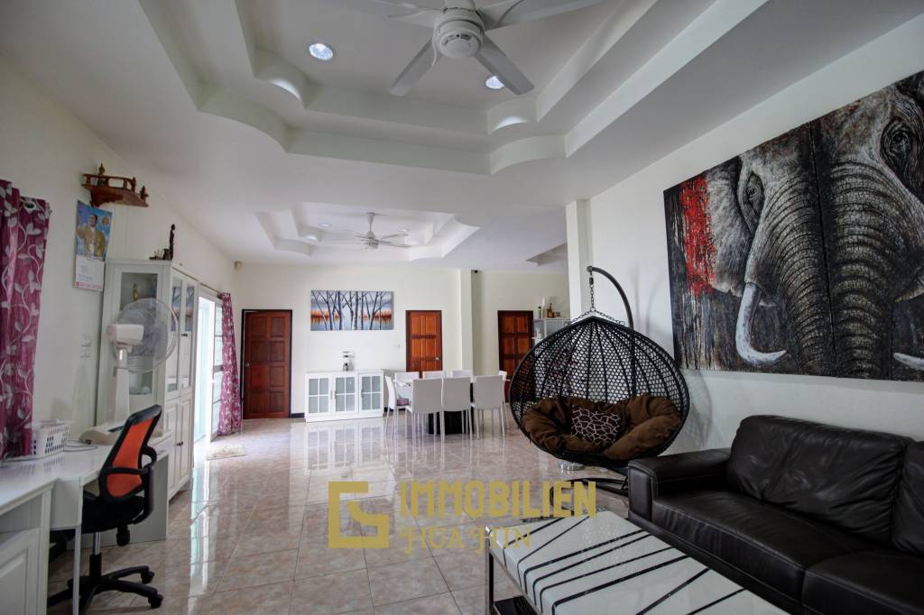 3 Schlafzimmer Pool Villa - sehr nah an Hua Hin
